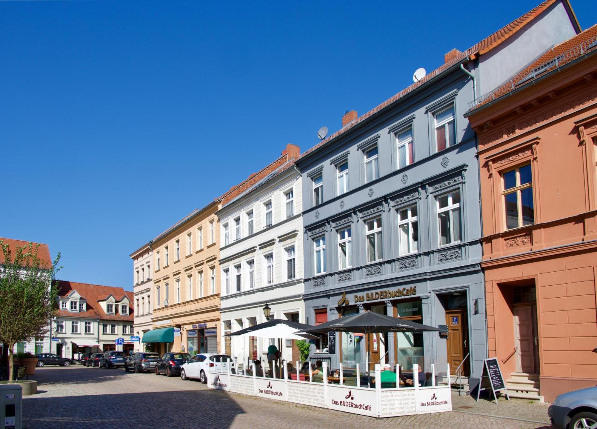 Das Bilderbuchcafe - Ferien Apartment No 5 - Markt 7 Havelberg Extérieur photo