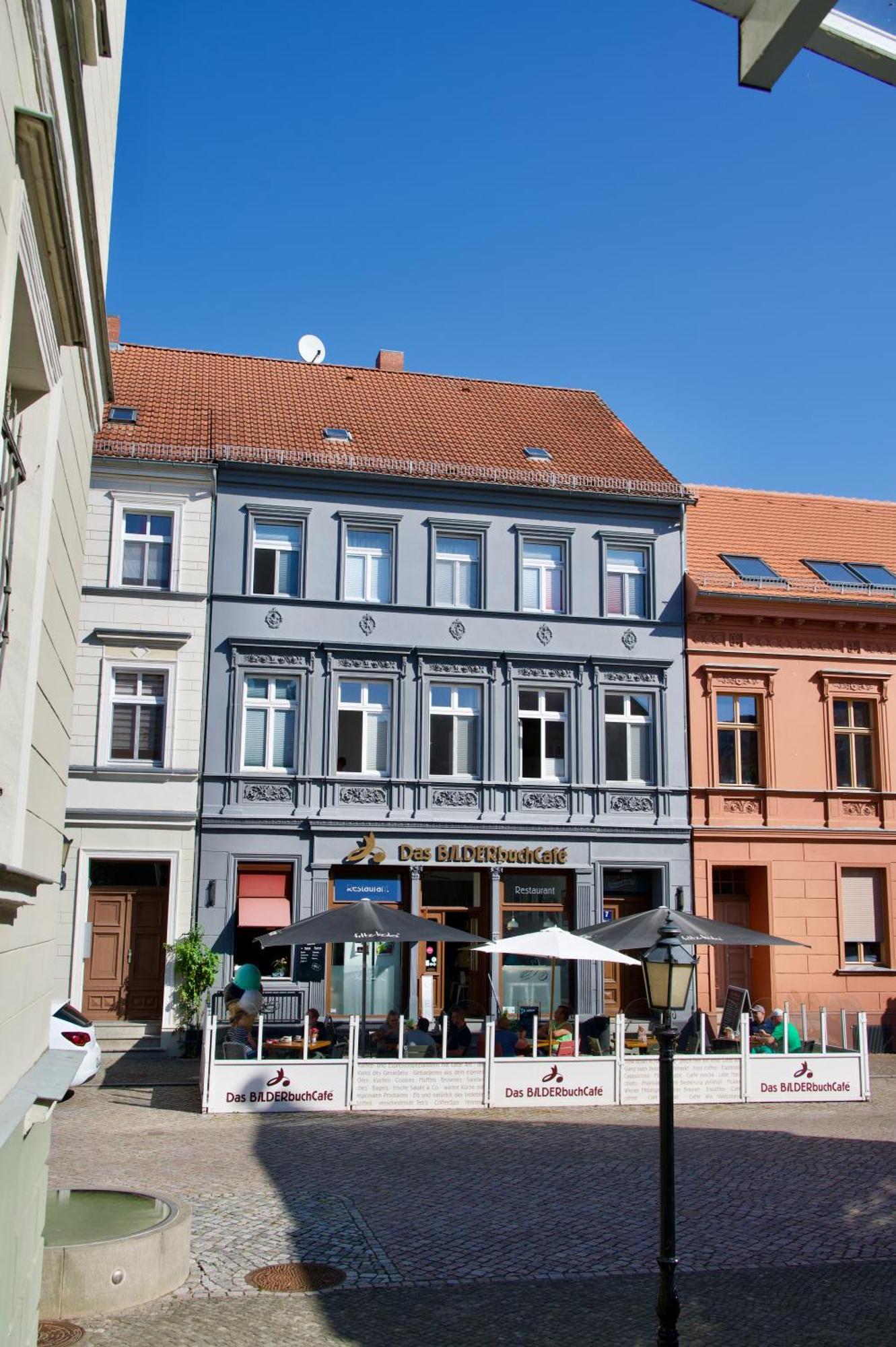 Das Bilderbuchcafe - Ferien Apartment No 5 - Markt 7 Havelberg Extérieur photo