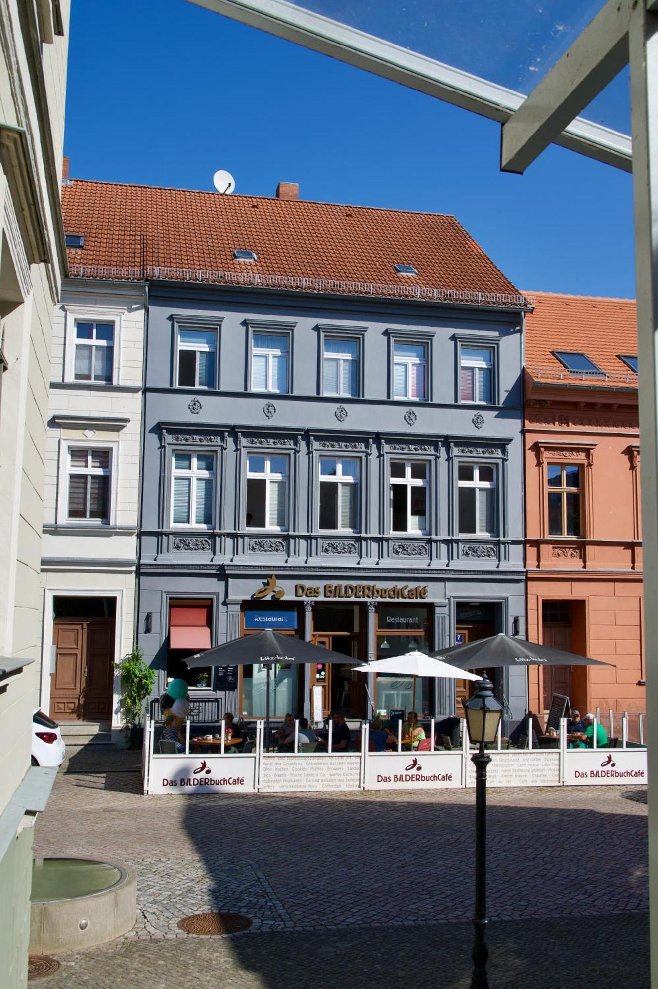 Das Bilderbuchcafe - Ferien Apartment No 5 - Markt 7 Havelberg Extérieur photo